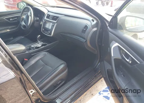 2017 Nissan Altima 2.5/2.5 S/2.5 Sl/2.5 Sr/2.5 Sv from USA, damaged, VIN 1N4AL3AP1HC471552